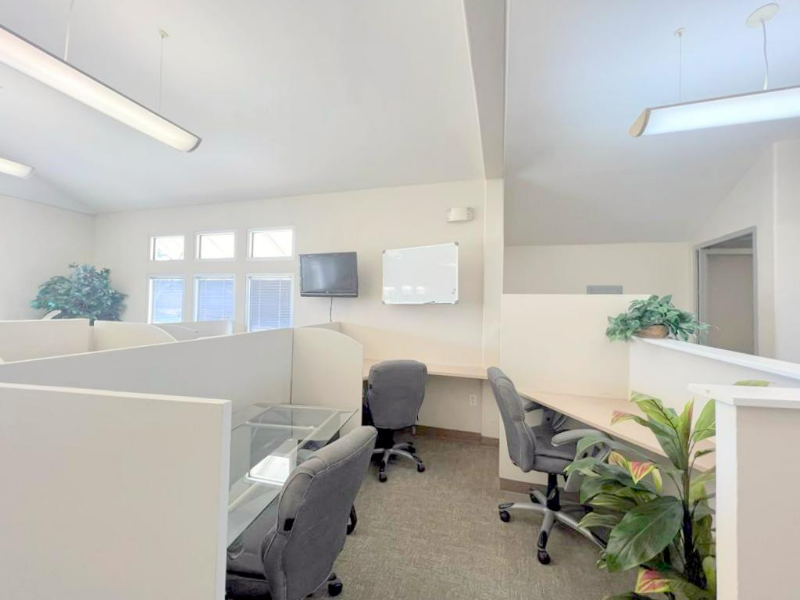 Shared Desk Spaces Available!